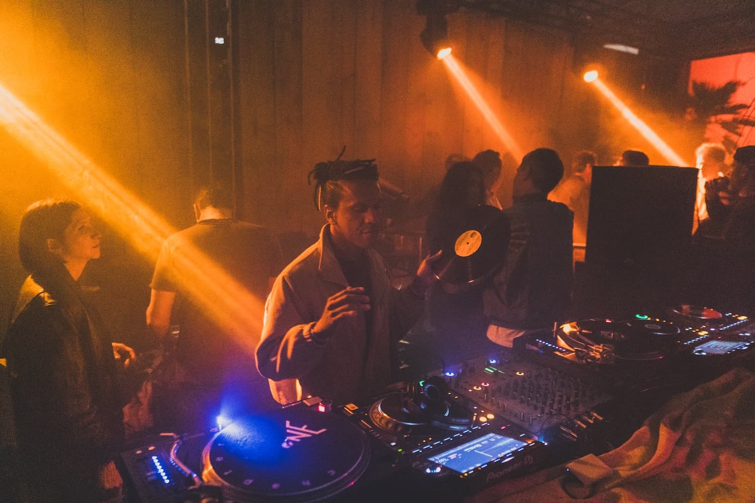 Dialogue presents: Dyed Soundorom (All Night Long)